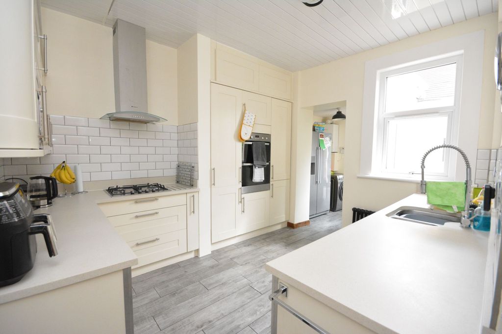 Additional image 6 of 3 bed flat for saleGarden Terrace, Falkirk FK1