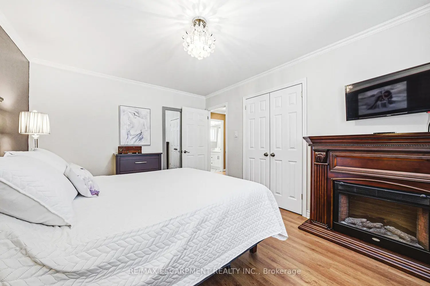 Additional image 12 of 2231 Sandringham Drive