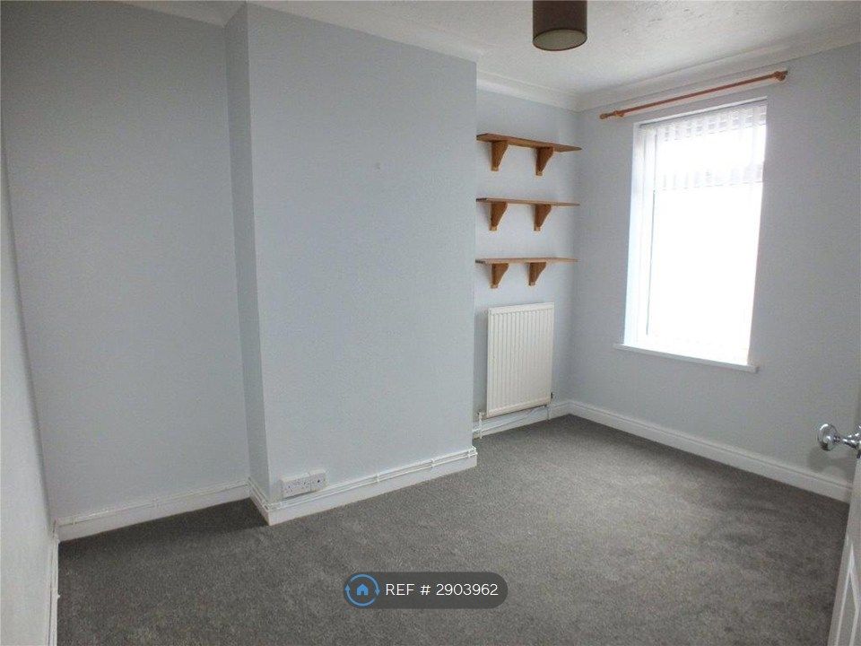 Additional image 7 of 3 bed terraced house to rentWarwick Road, Milford Haven SA73