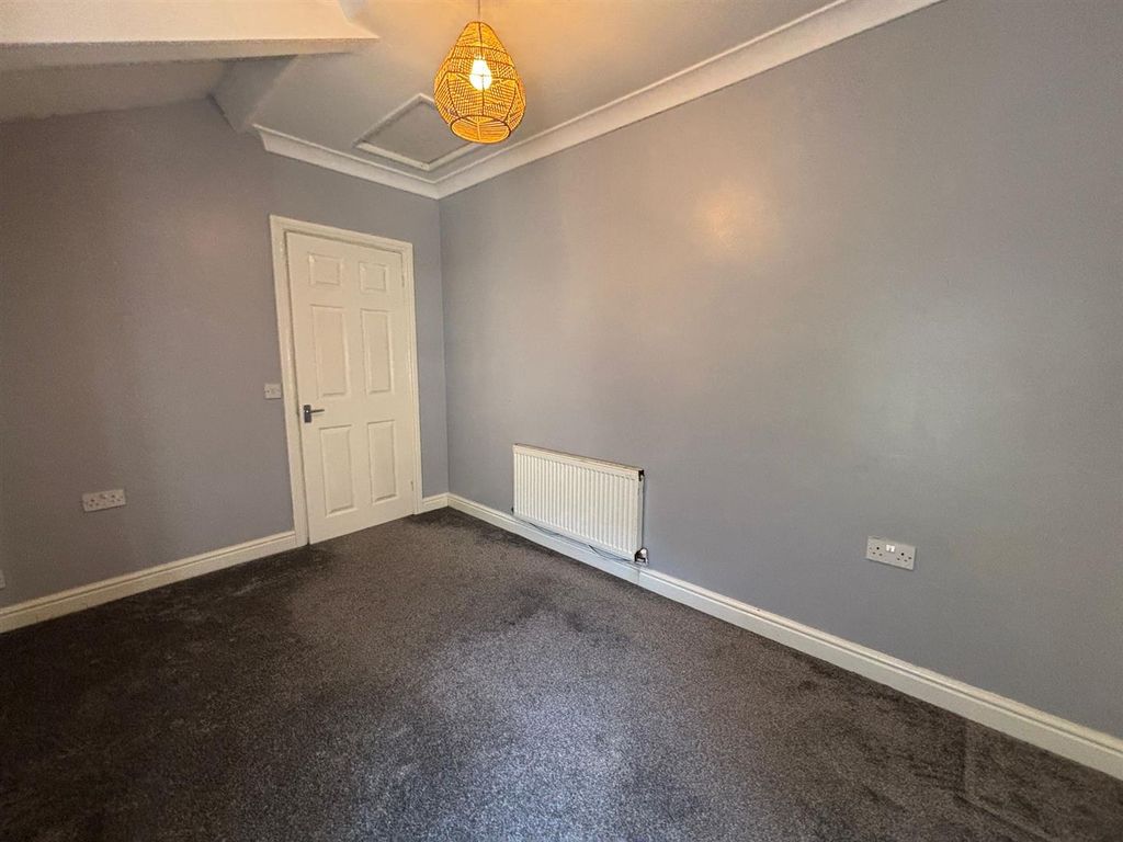 Additional image 7 of 1 bed flat to rentOxford Street, Mountain Ash CF45