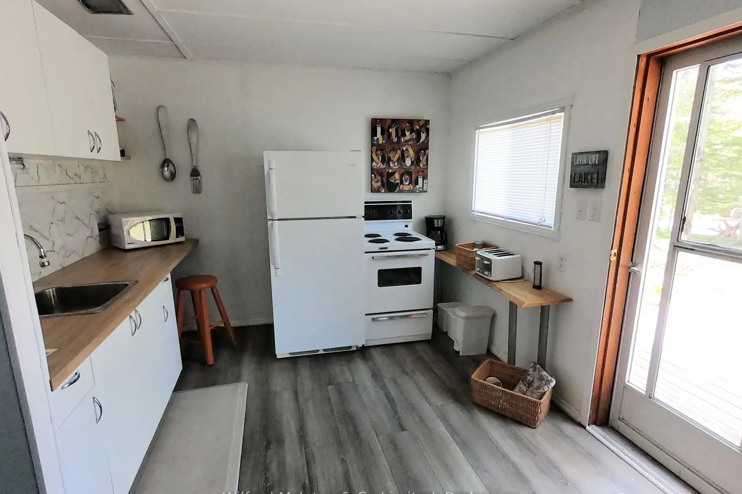 Additional image 7 of 210 Thompson Avenue