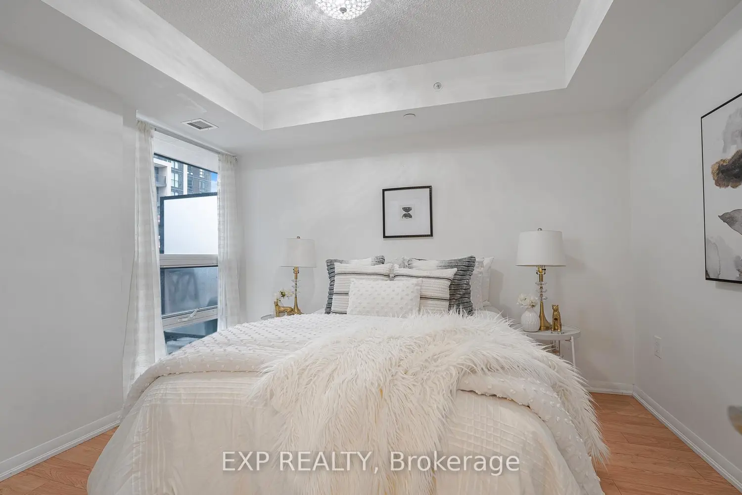 Additional image 10 of 830 Lawrence Avenue 729