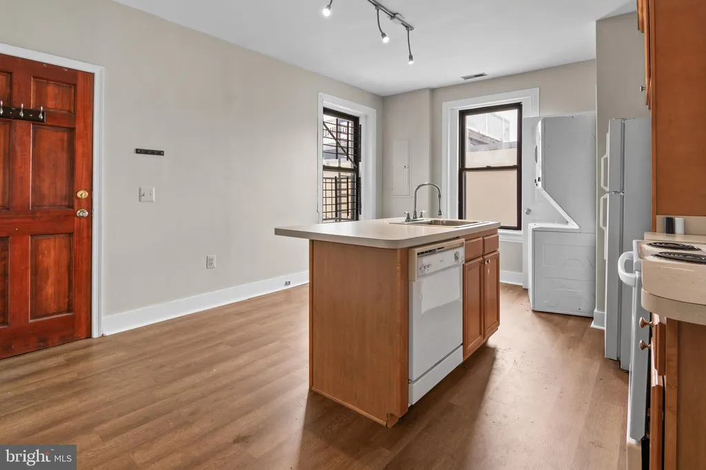 Additional image 49 of 2112 Fleet Street, Baltimore, MD 21231