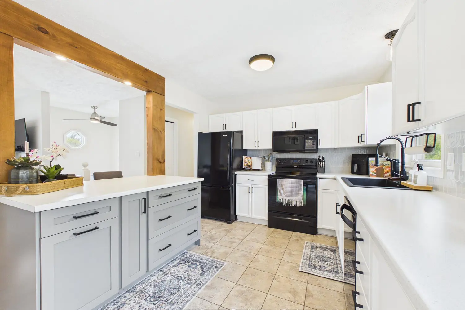 Additional image 8 of 781 Bradford Street