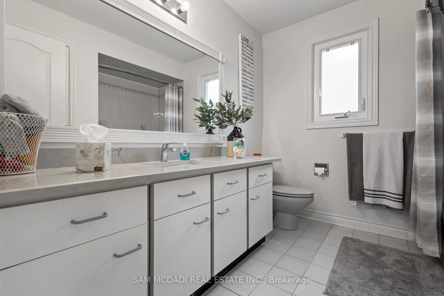 Additional image 14 of 5465 Shorecrest Crescent
