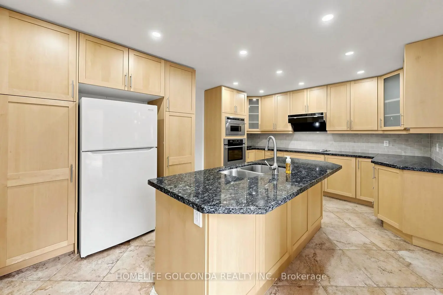 Additional image 3 of 19 Thornbury Circle