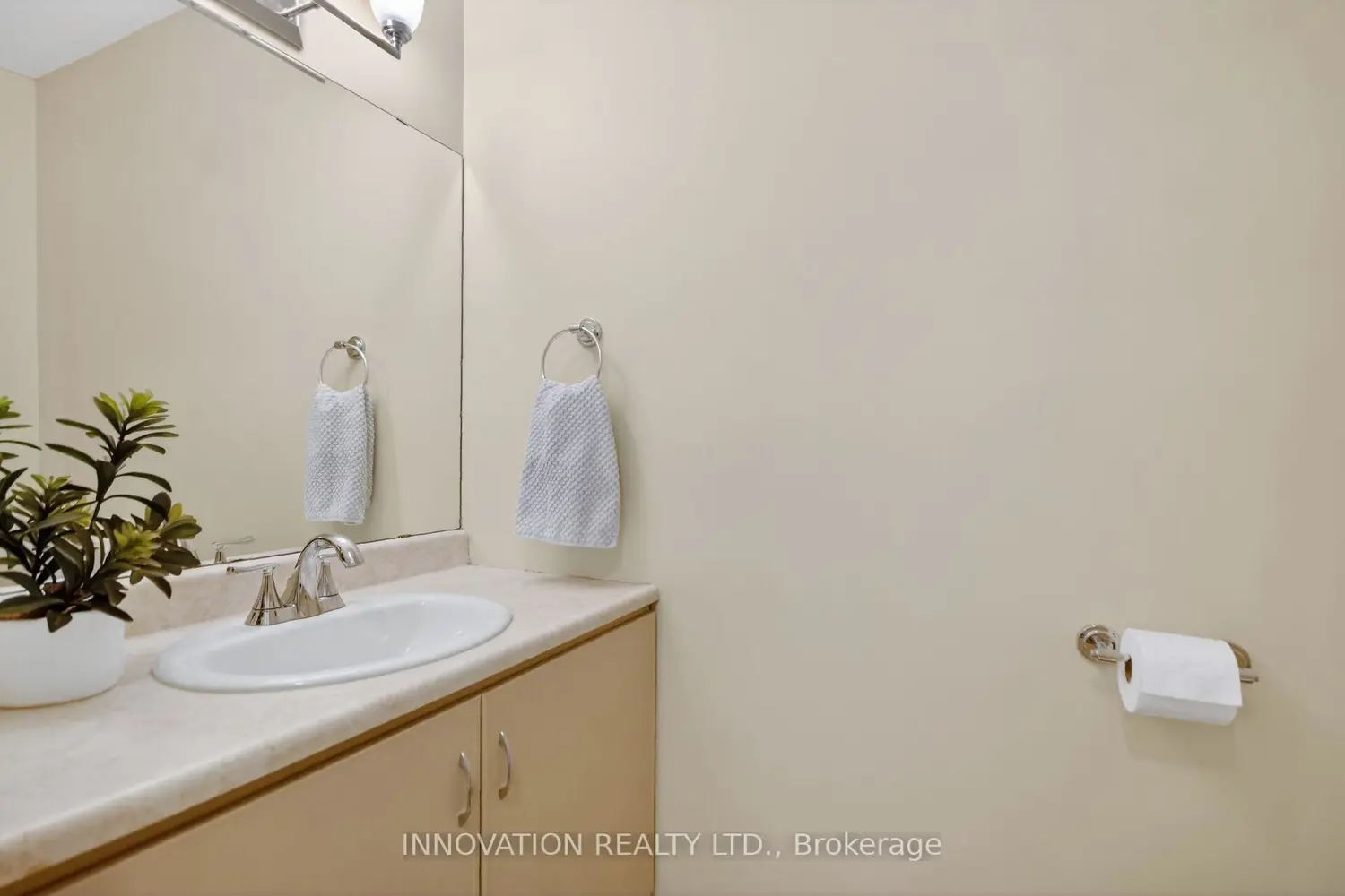 1773 Bellmanor Court photo 4