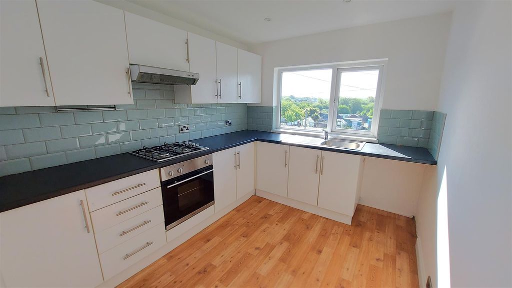 Additional image 7 of 1 bed flat to rentPark Street, Kenfig Hill, Bridgend CF33