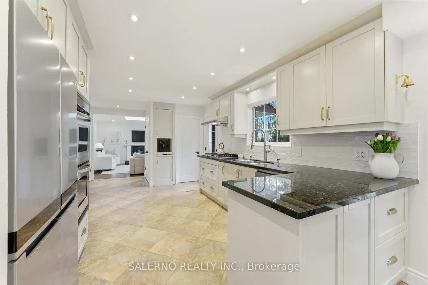Additional image 7 of 8 Simon Henry Avenue