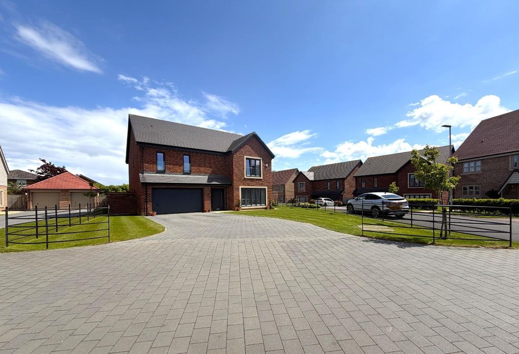 Additional image 39 of 4 bed detached house for saleMayfair Gardens, Hartlepool TS26