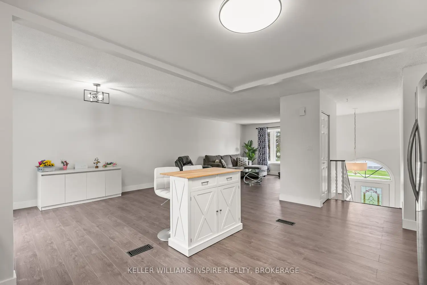 Additional image 8 of 1238 Carmil Boulevard