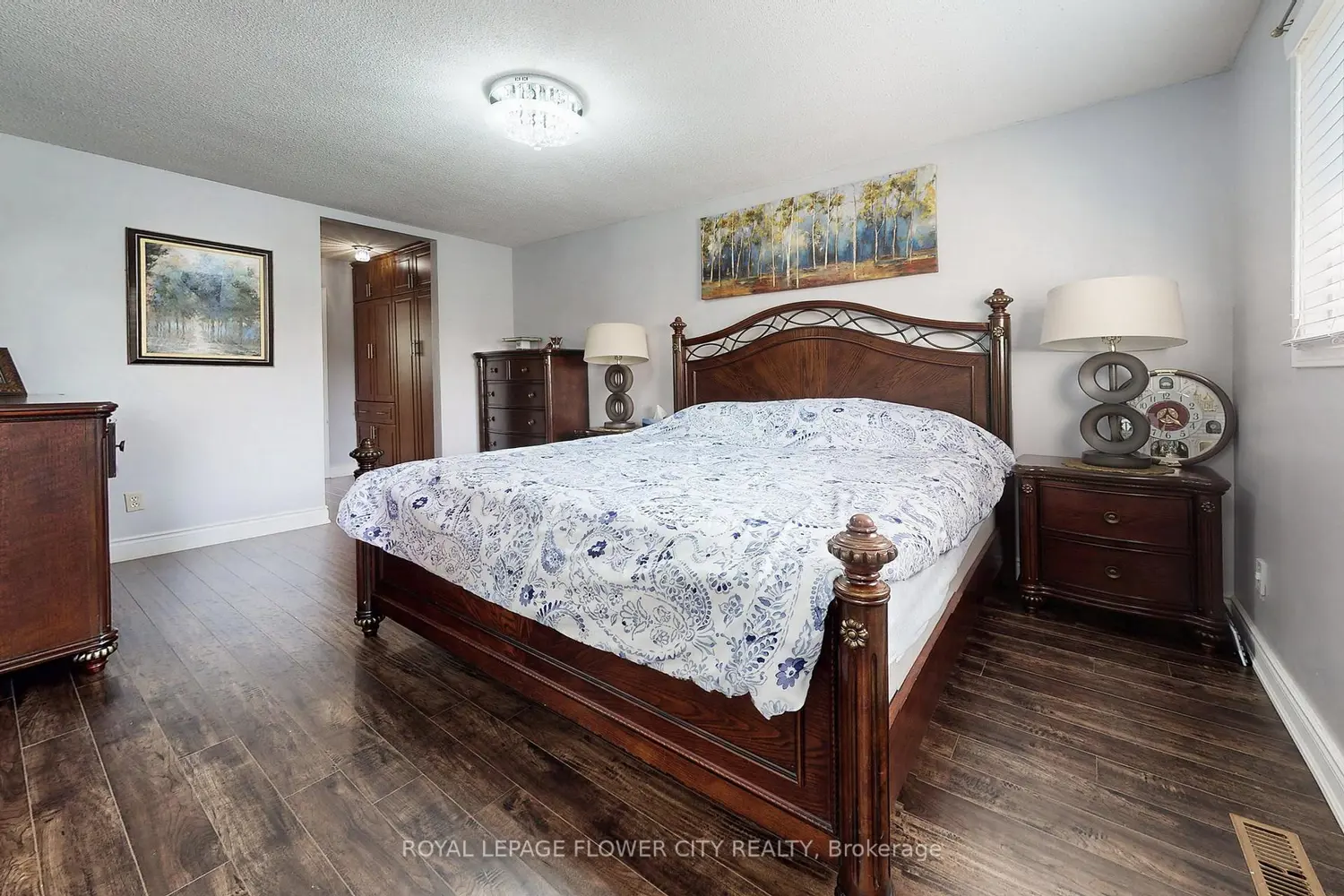 Additional image 11 of 656 Esprit Crescent
