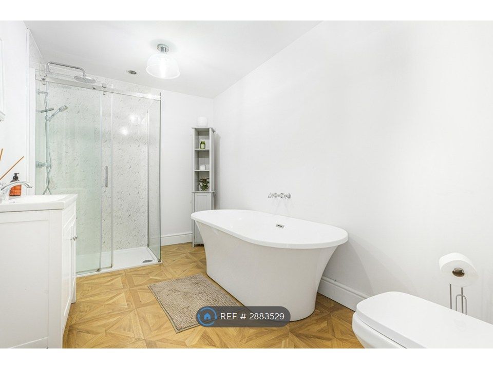 Additional image 16 of 4 bed detached house to rentLondon Road, Towcester NN12