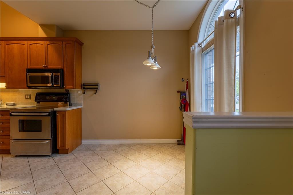 Additional image 4 of 4066 Medland Drive, Burlington, ON, L7M 4Z6