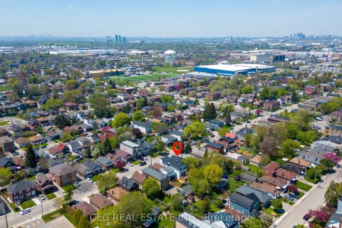 Additional image 9 of 23 16th Street, Toronto, ON, M8V 3J7