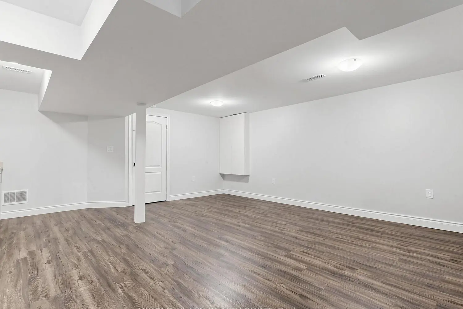 Additional image 13 of 1638 Norwill Crescent