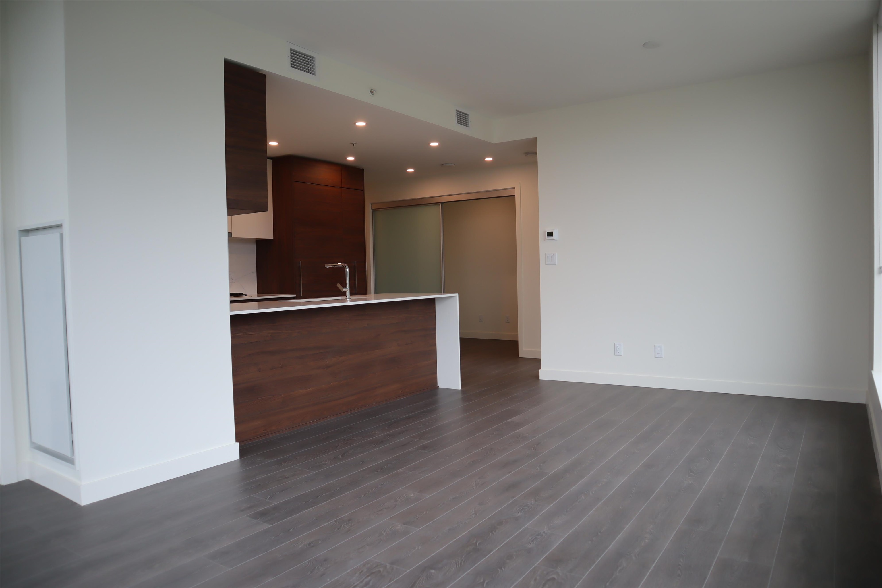 Additional image 3 of 705-585 Austin Avenue, Coquitlam, BC, V3K 0G6
