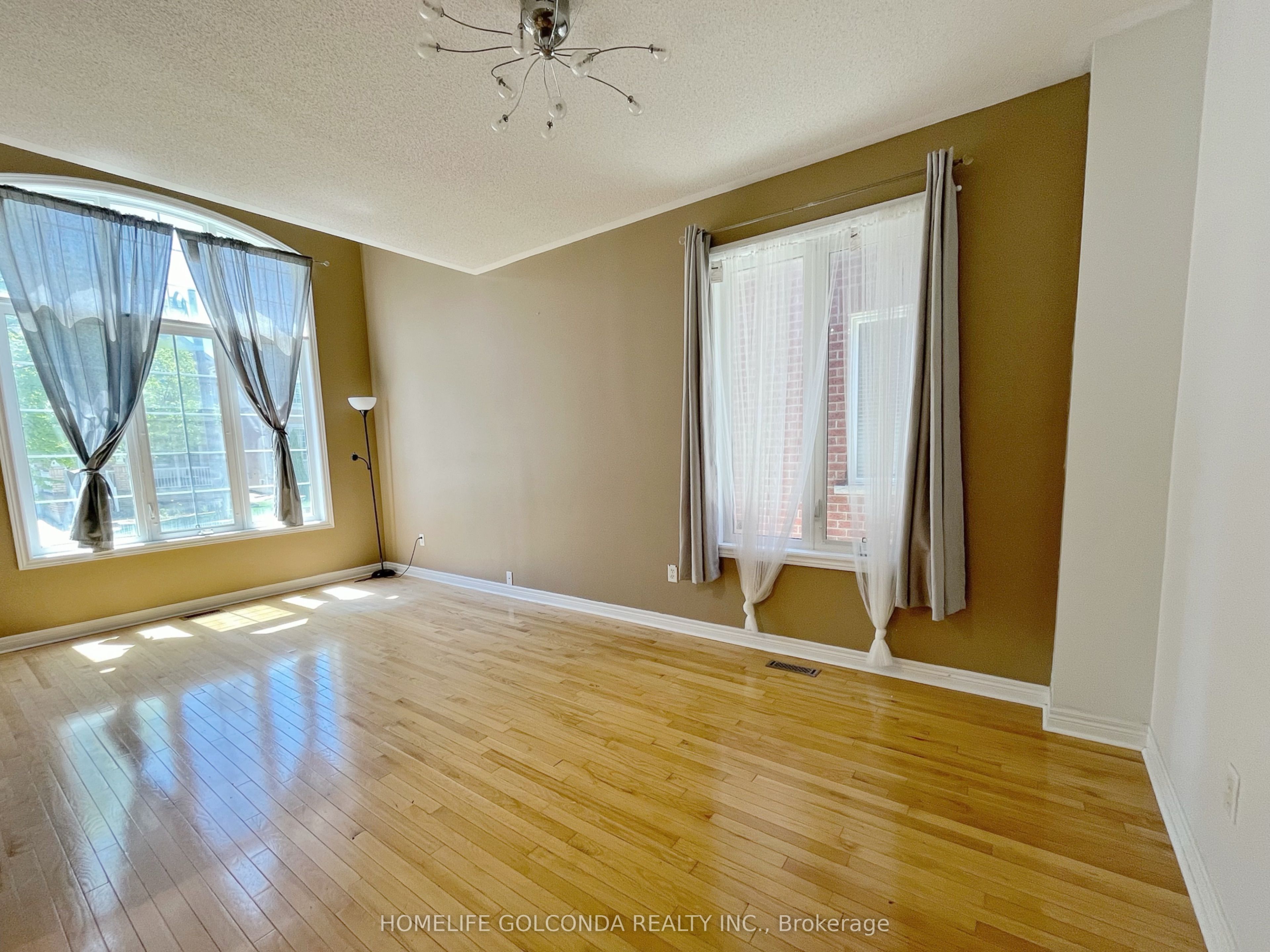 Additional image 3 of 28 Barnstone Drive, Markham, ON, L6E 2B3
