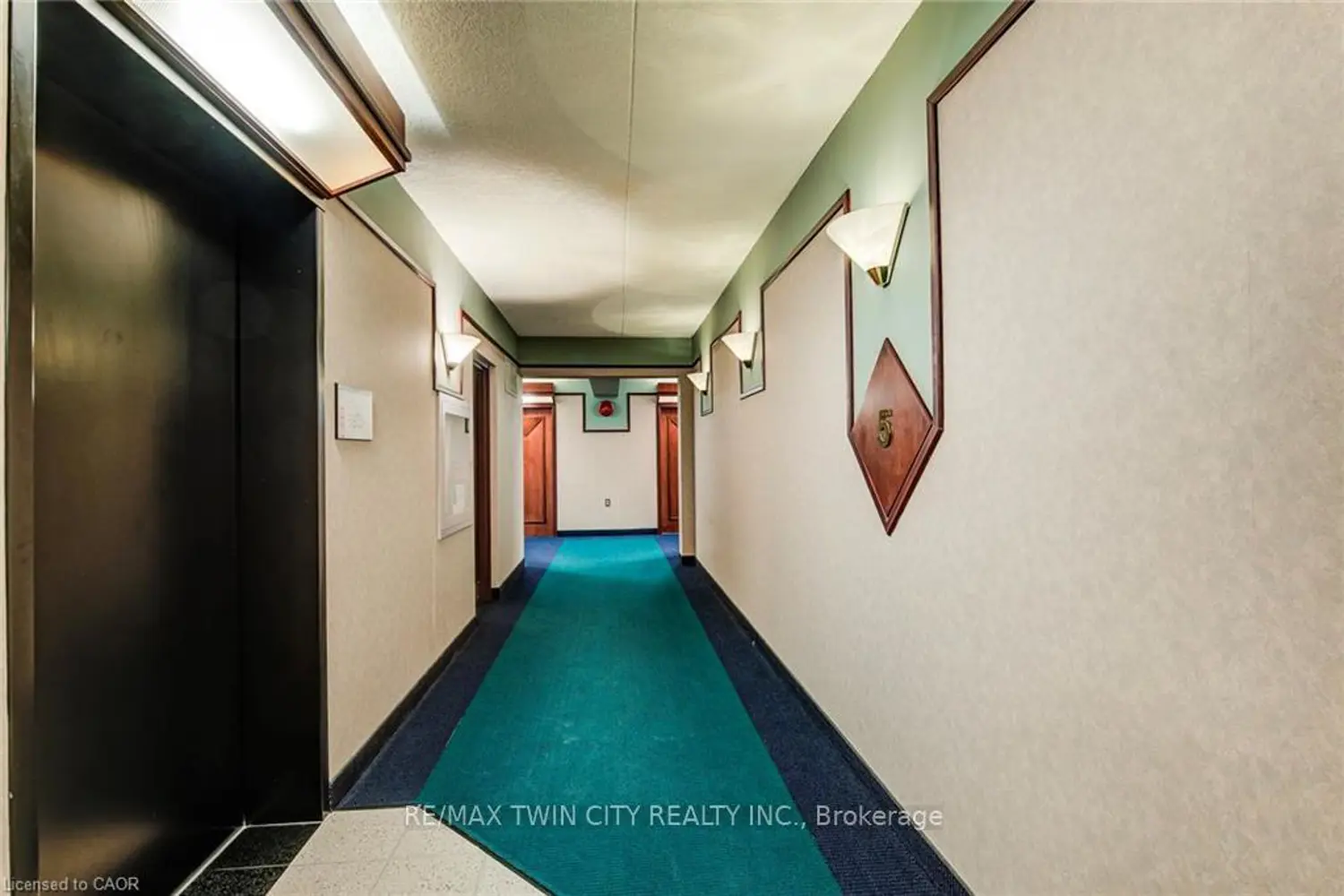 Additional image 17 of 405 Erb Street 507
