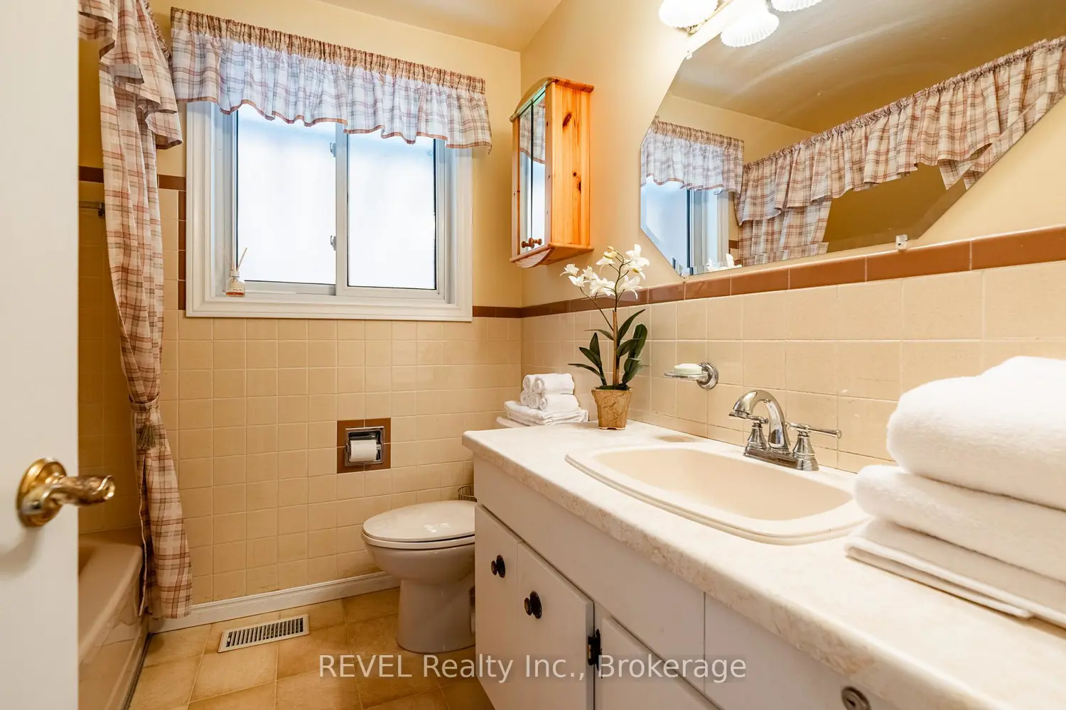 Additional image 6 of 6 Harcove Street