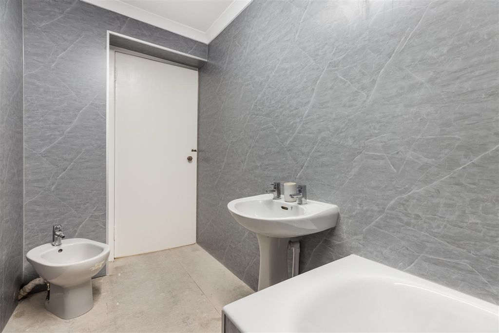 Additional image 32 of 4 bed flat for saleEsplanade, Greenock PA16