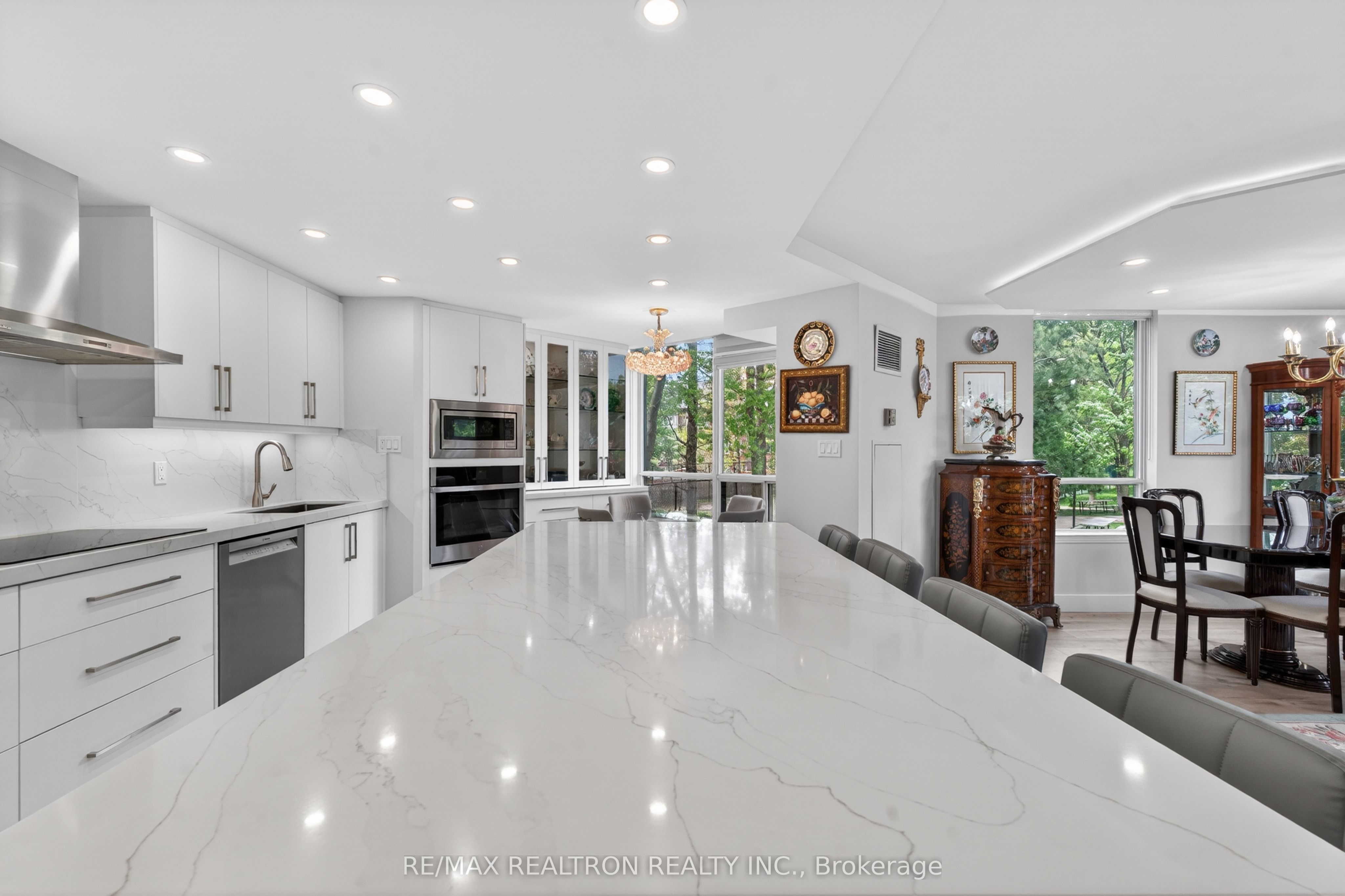 Additional image 6 of 203-110 Promenade Circle, Vaughan, ON, L4J 7W8