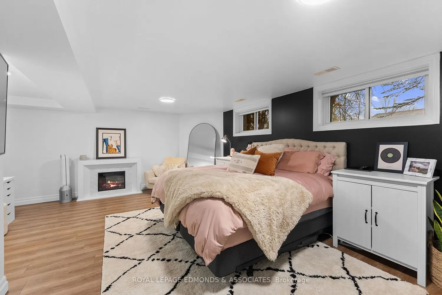 Additional image 8 of 379 Morris Street