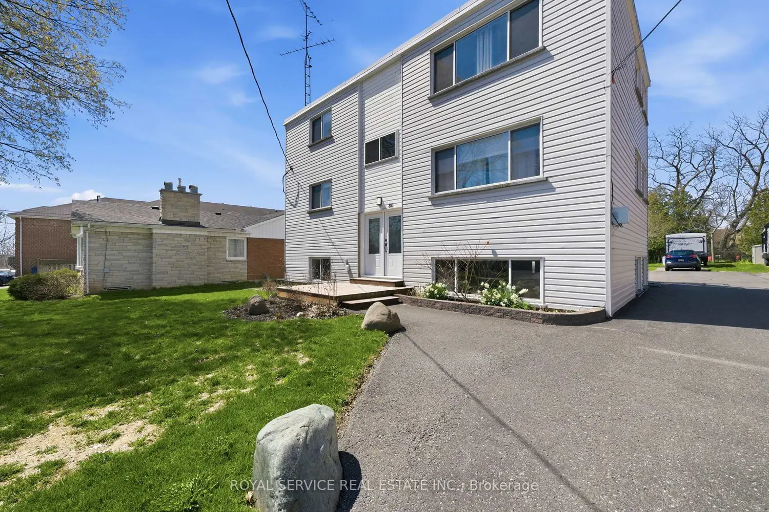80 Princess Street photo 3