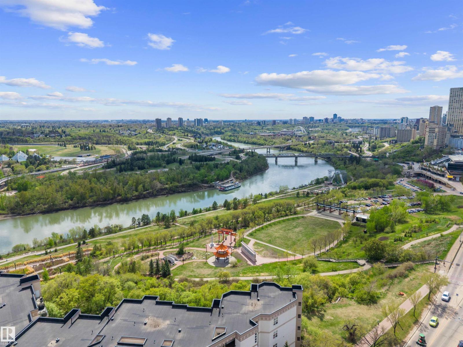 Additional image 3 of 215-9507 101 Avenue NW, Edmonton, AB, T5H4R1