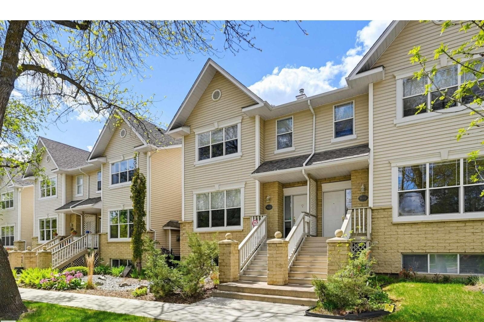 Additional image 7 of 8612 108a Street NW, Edmonton, AB, T6E4M8