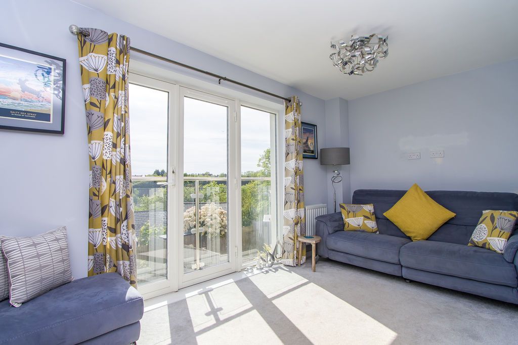 Additional image 2 of 3 bed terraced house to rentTrem Elai, Penarth CF64
