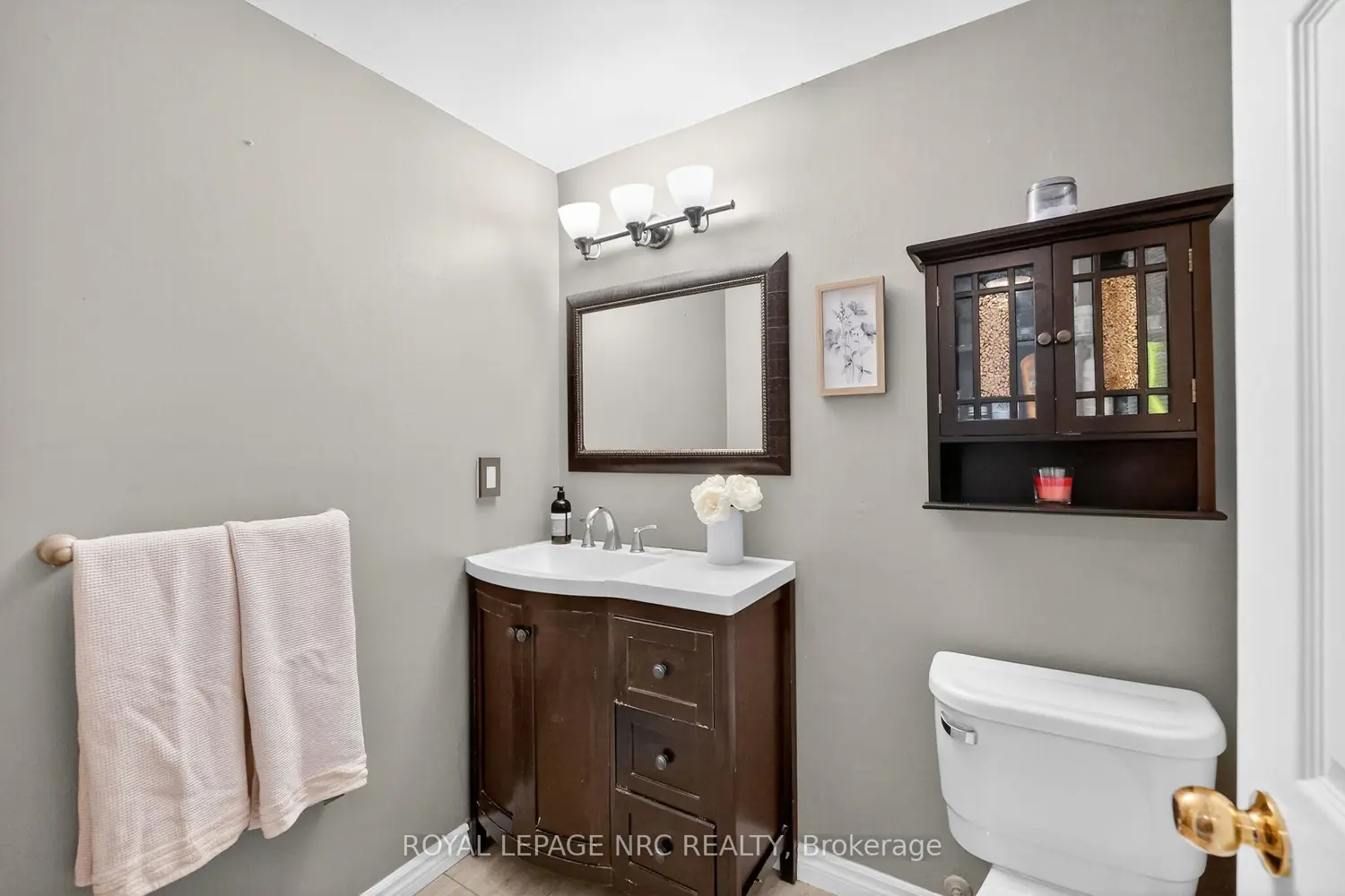 Additional image 13 of 53 Larraine Avenue