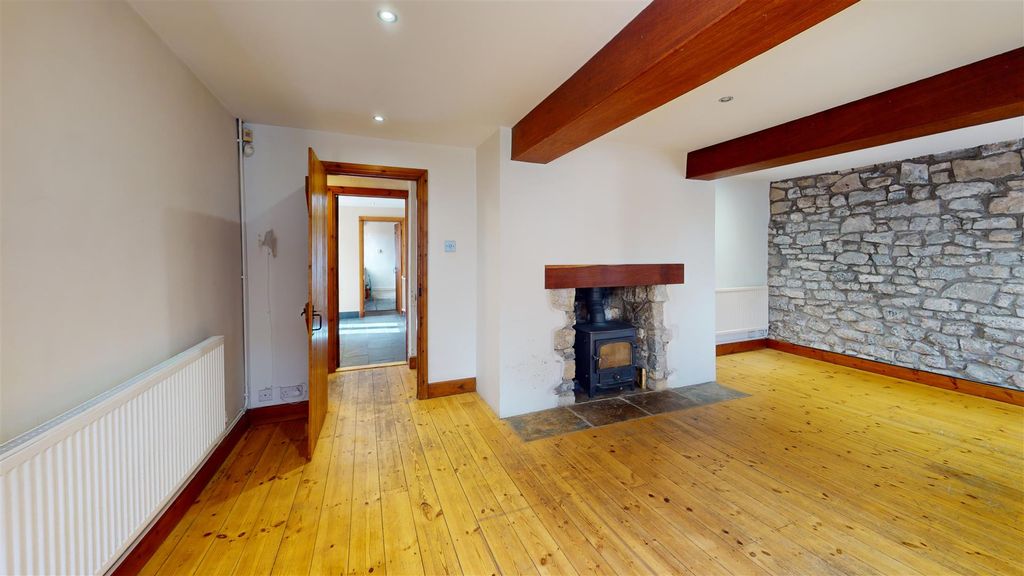 4 bed barn conversion to rentLlysworney, Cowbridge CF71 photo 3
