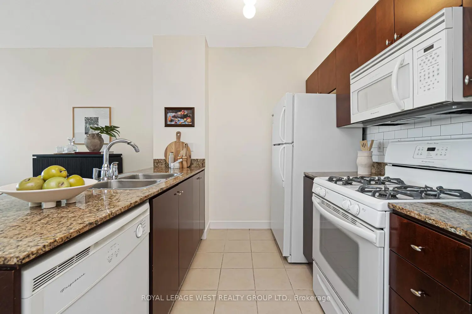Additional image 7 of 35 Mariner Terrace 1510