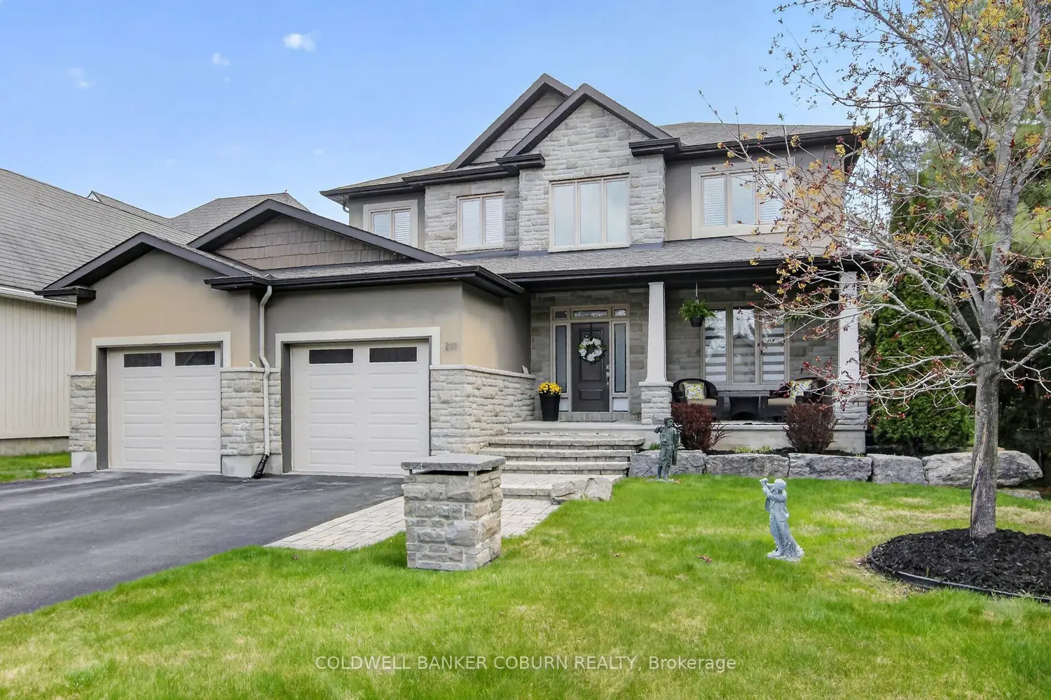 211 Jensen Court photo 2