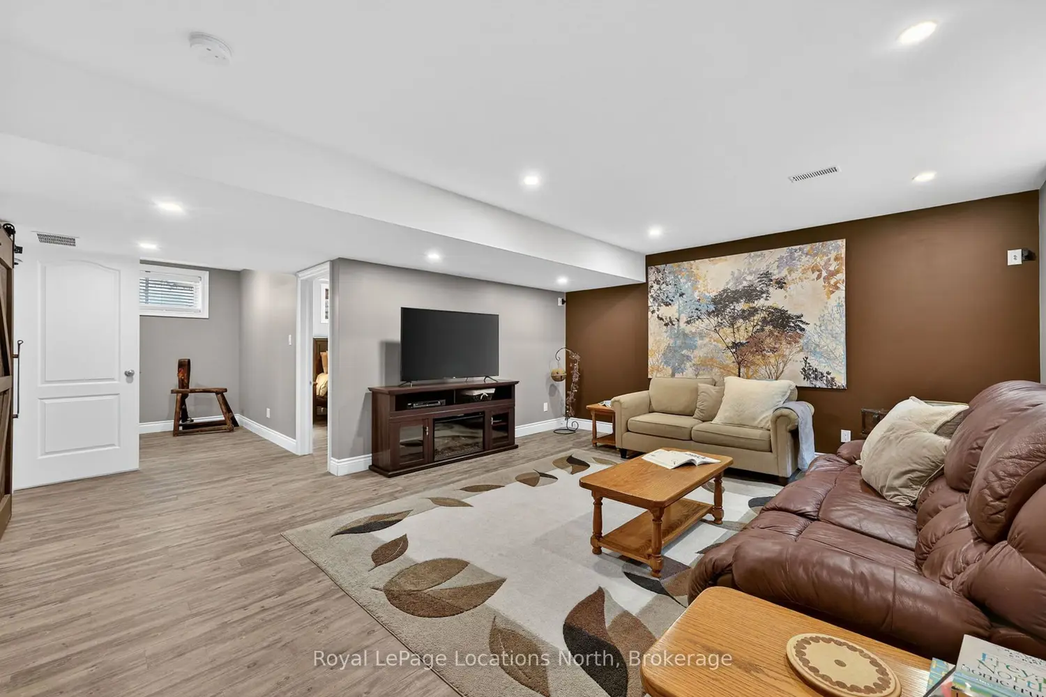 Additional image 11 of 54 Williams Street