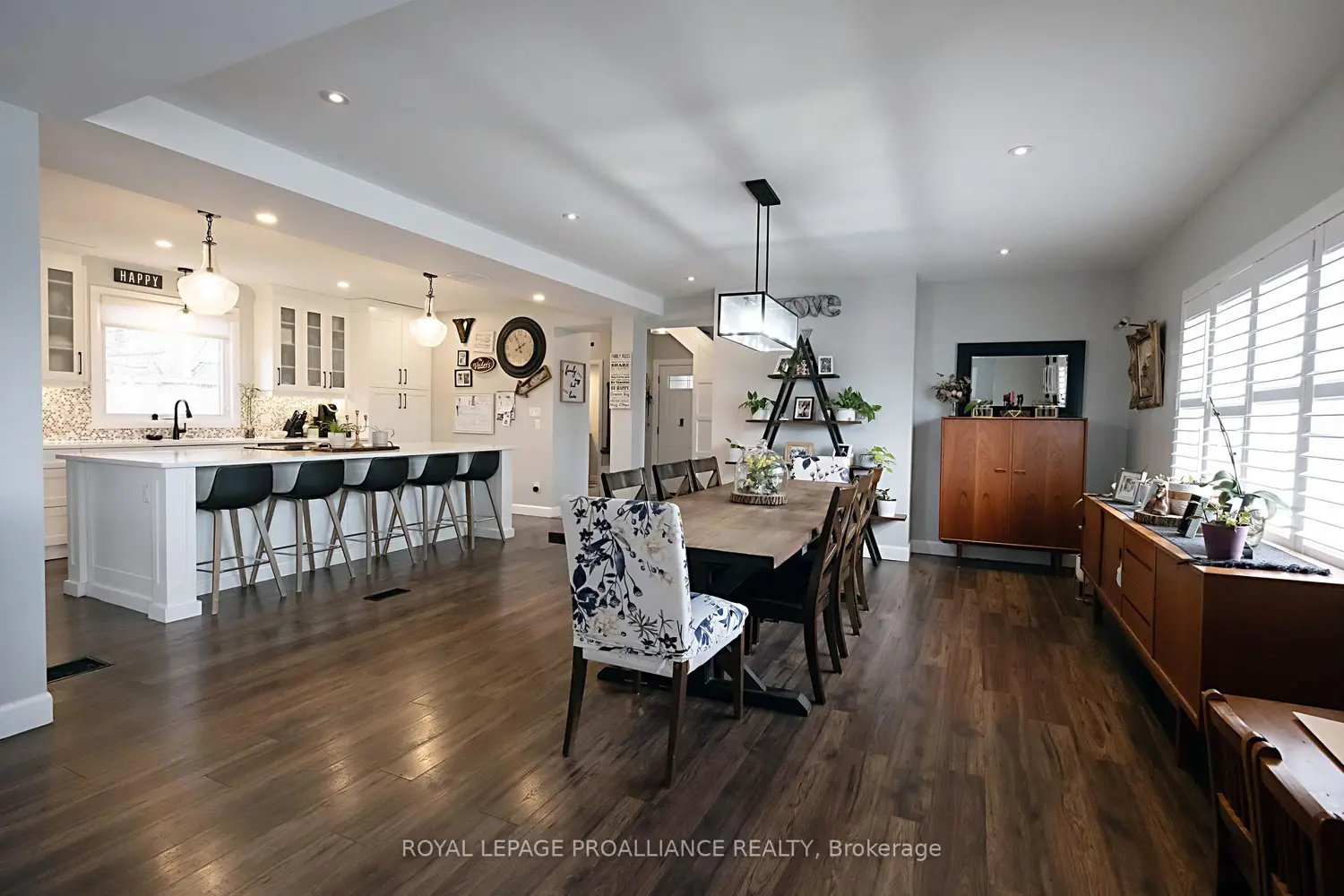 Additional image 12 of 306 Dundas Street