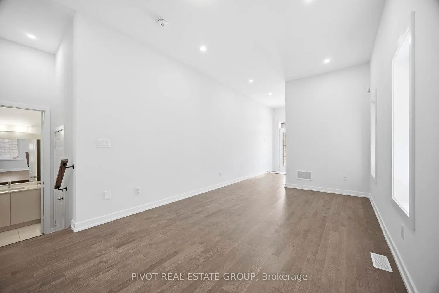 91 Danielle Moore Circle photo 2