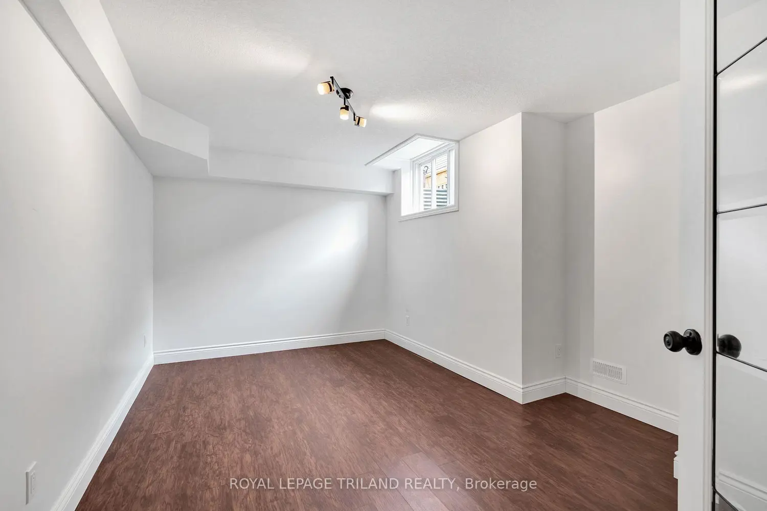 Additional image 18 of 1018 Loft Court