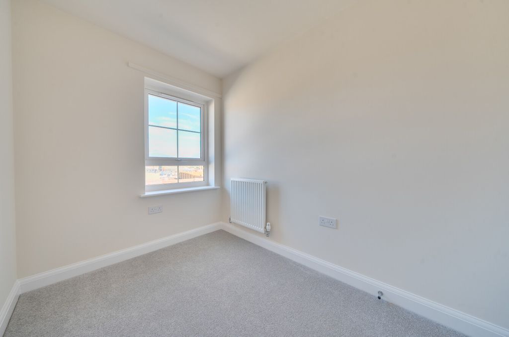 Additional image 9 of 3 bed terraced house to rentSouthwold Drive, Hampton Beach, Peterborough PE7