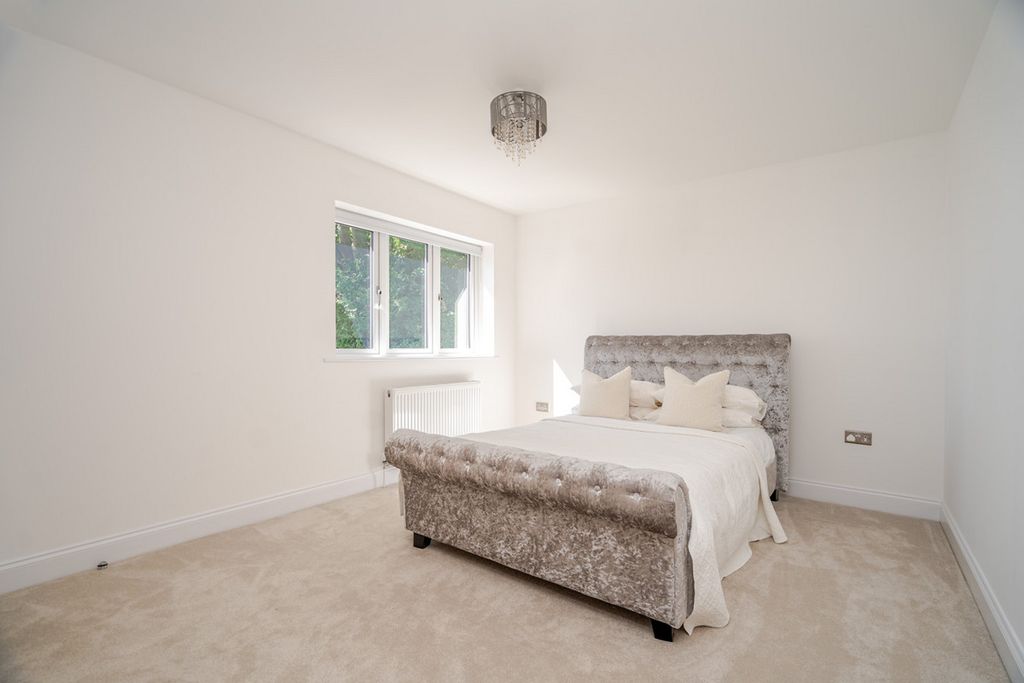 Additional image 33 of 6 bed detached house for saleOrchard Road, Pulloxhill, Bedford MK45