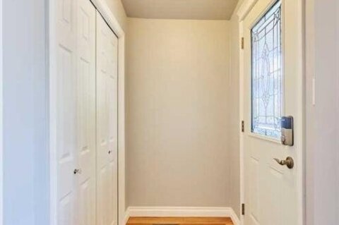 Additional image 8 of 812A 69 Avenue SW, Calgary, AB, T2V 0P3