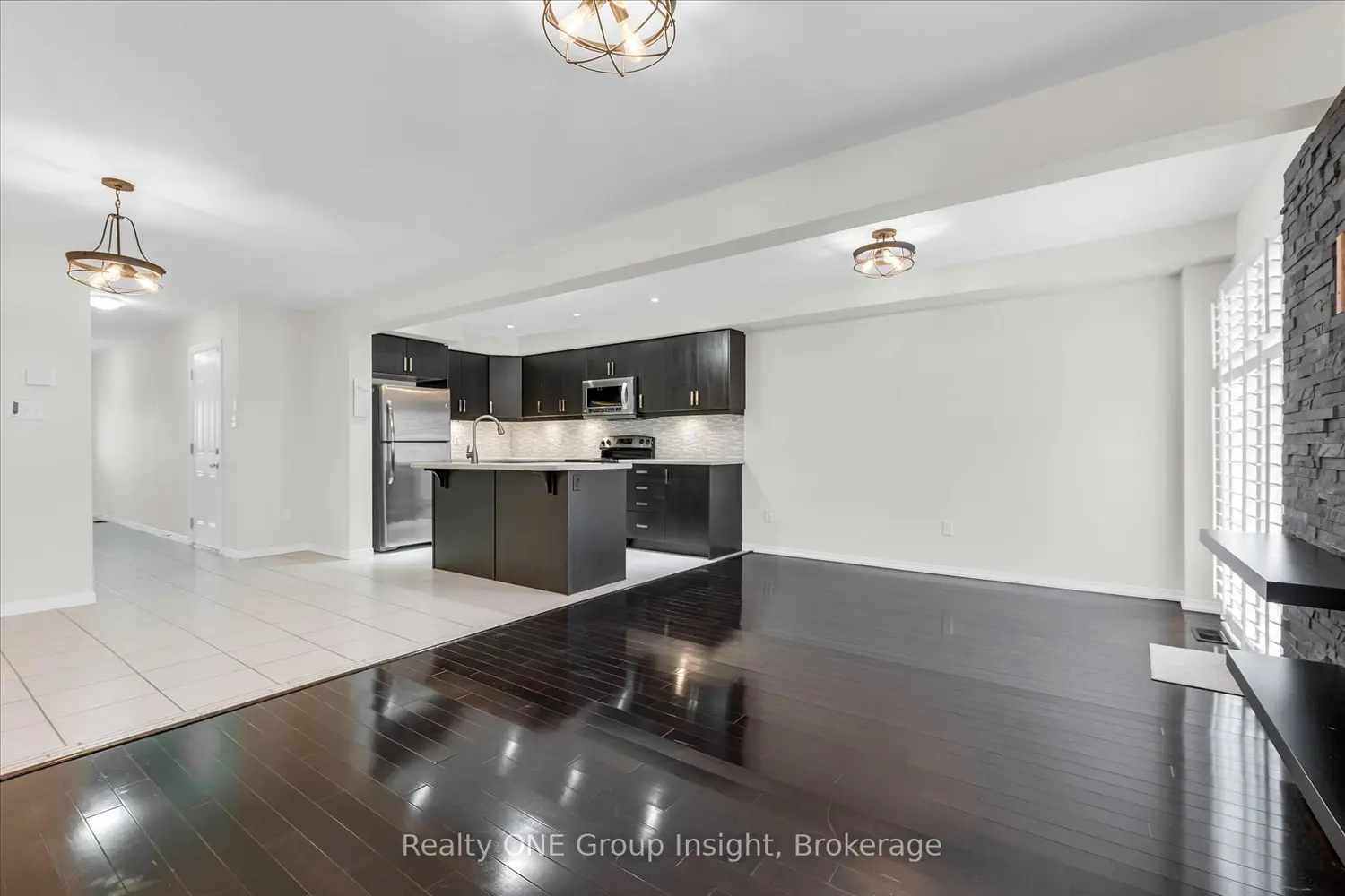 Additional image 9 of 183 Penny Lane