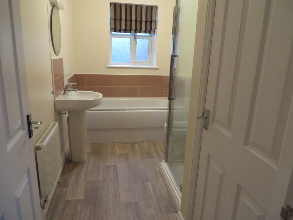 Additional image 12 of 3 bed semi-detached house to rentCollege Lawns, Broughton DN20