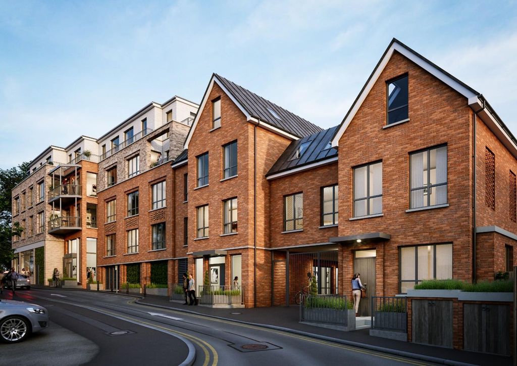 Additional image 15 of 2 bed flat for saleHigh Road, Chigwell IG7