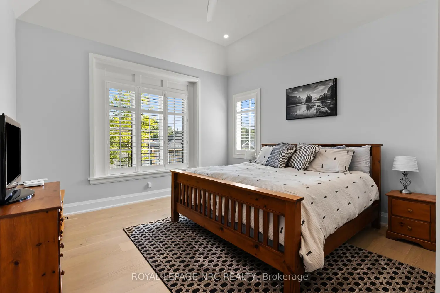 Additional image 11 of 190 Canboro Road 7