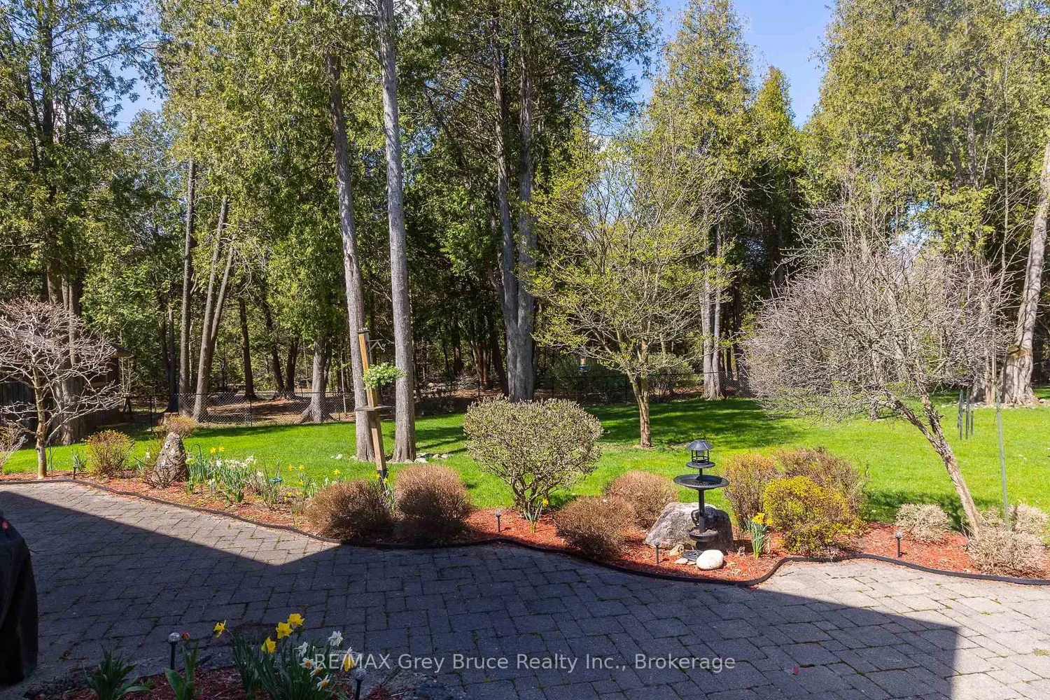 Additional image 7 of 318760 Grey Road 1