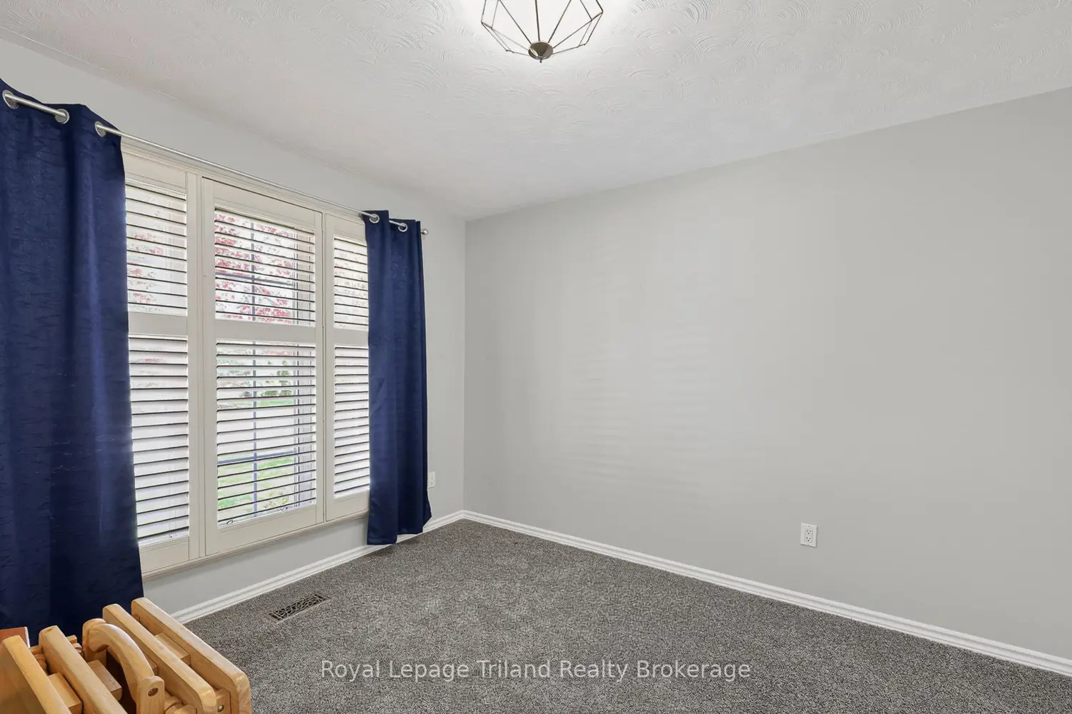 Additional image 4 of 928 Lorene Street 12