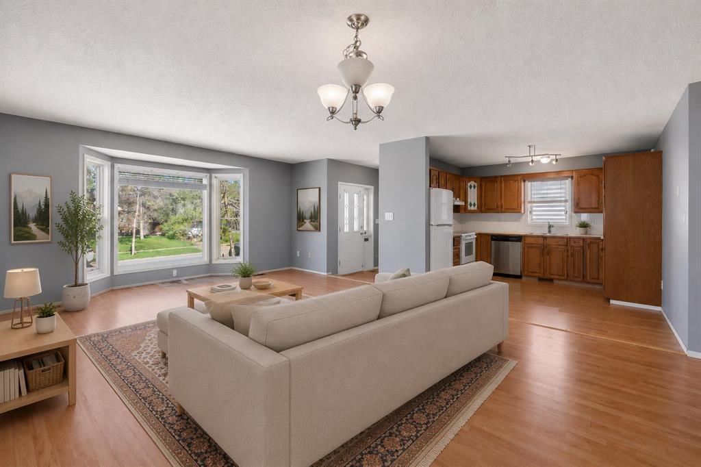 Additional image 6 of 260 Erin Woods Drive SE, Calgary, AB, T2B 3B9