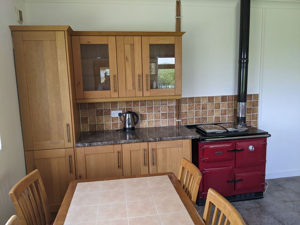 Additional image 6 of 2 bed detached bungalow to rentTrimsaran Road, Llanelli SA15